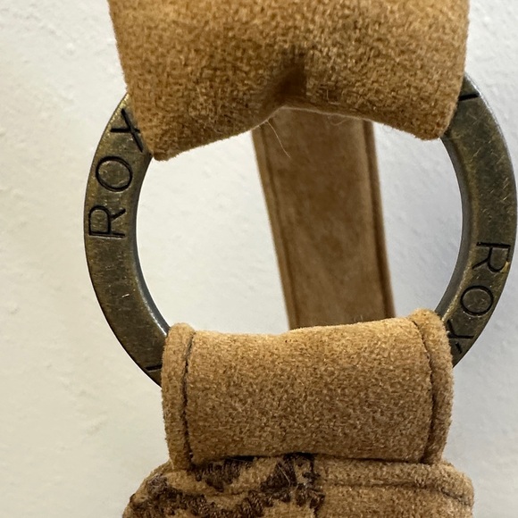 Roxy Faux Suede Tan Fringe Shoulder Boho Bag - Picture 8 of 10